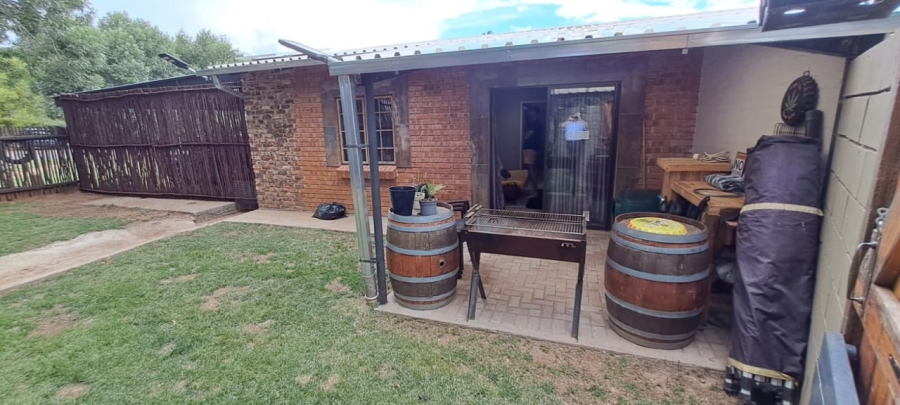 15 Bedroom Property for Sale in Kellys View Free State